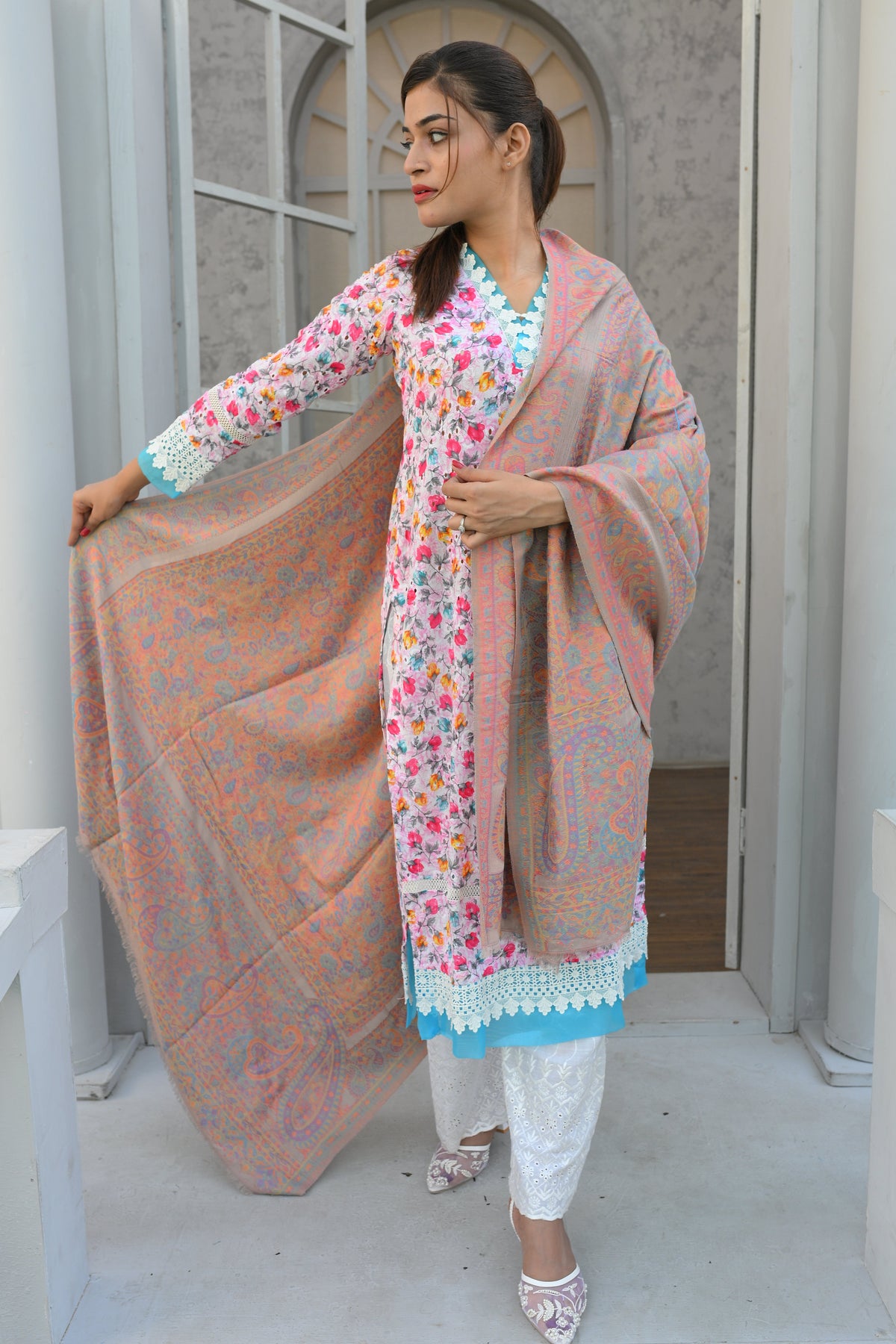 Kani Shawl - Antique Blush Kani