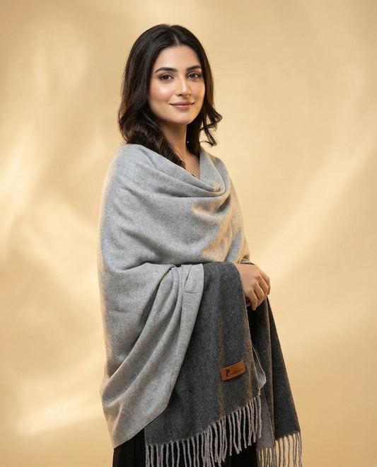 Wool Reversible Shawl : Light Grey / Charcoal