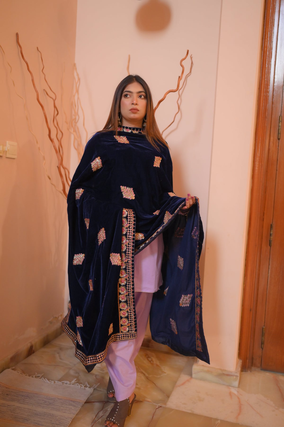 Traditional attire Valvet Shawl