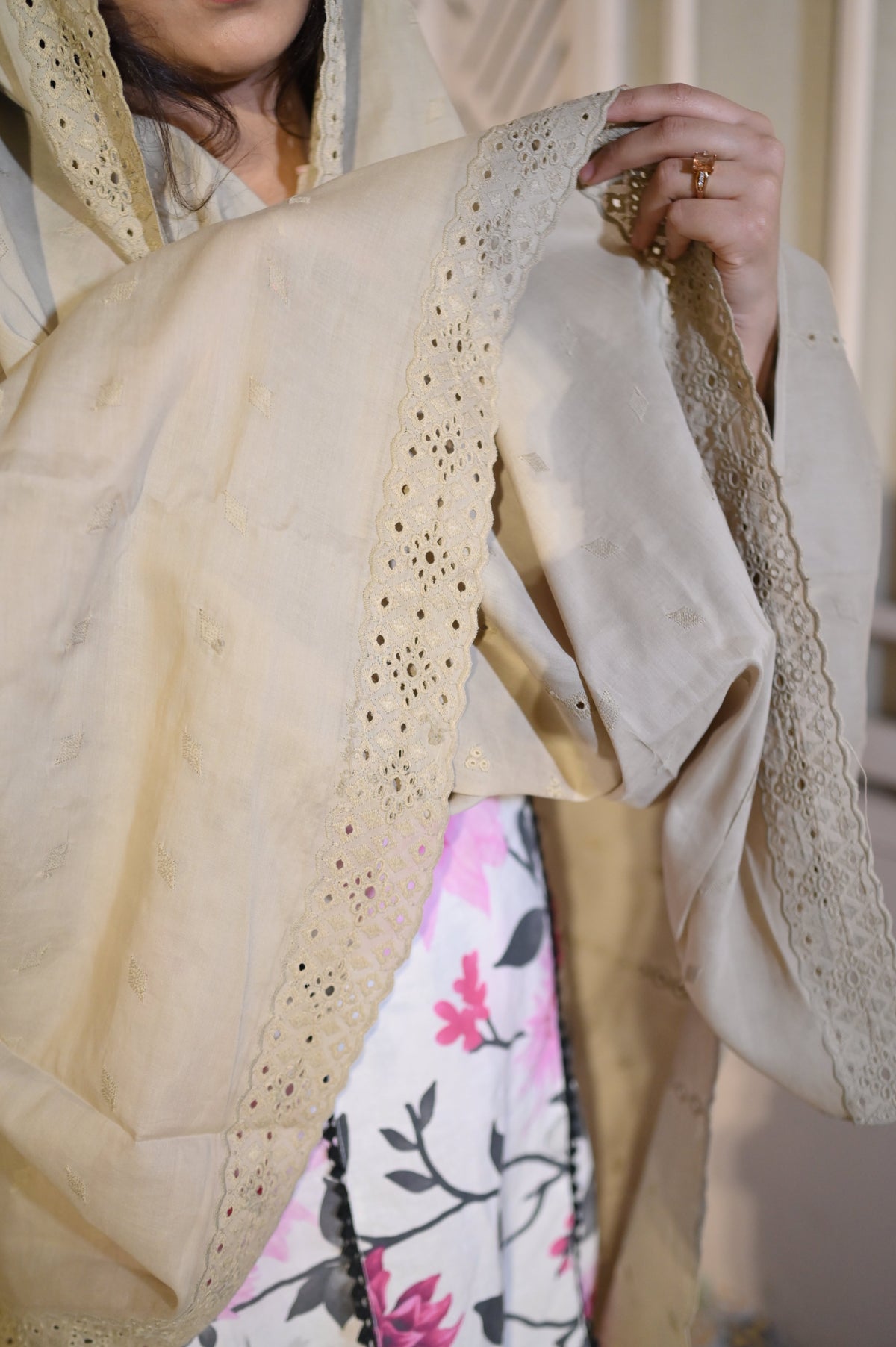 Rouge Summer shawl Skinbase