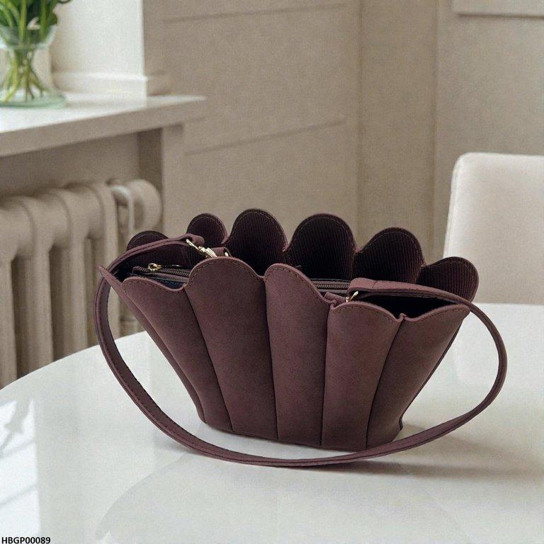 Velvet Shell Ladies Handbag